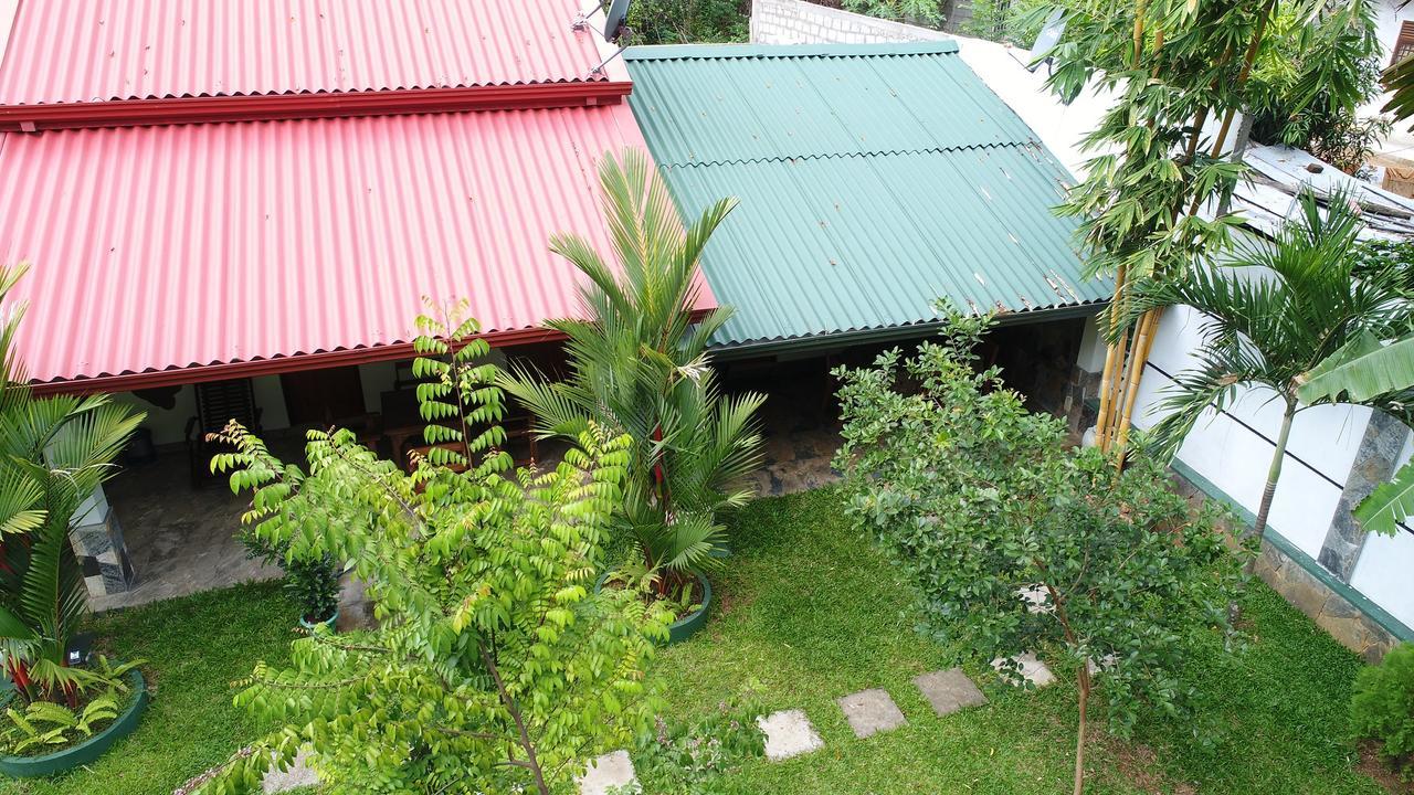 Hotel Avendra Garden Monaragala Exterior foto